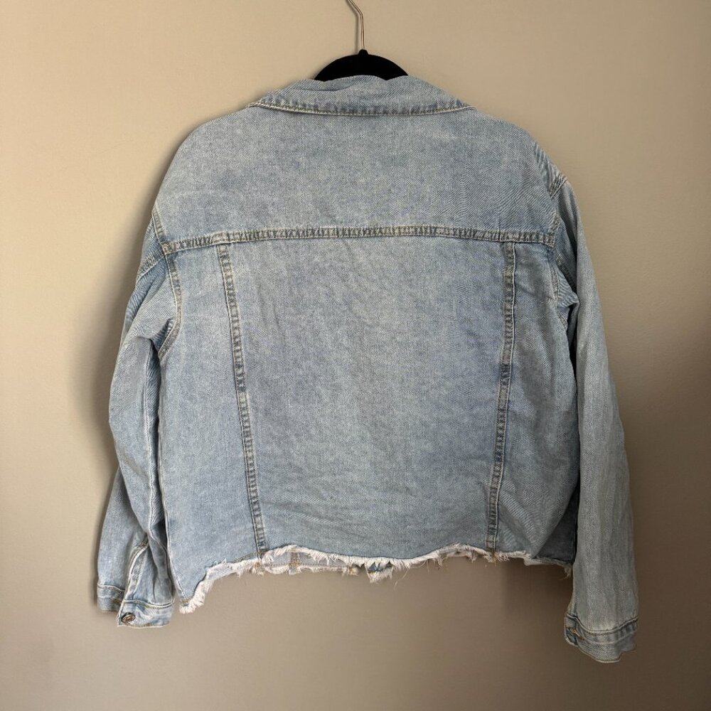 Women's Jean Jacket with distressed edge - Picture 4 of 4